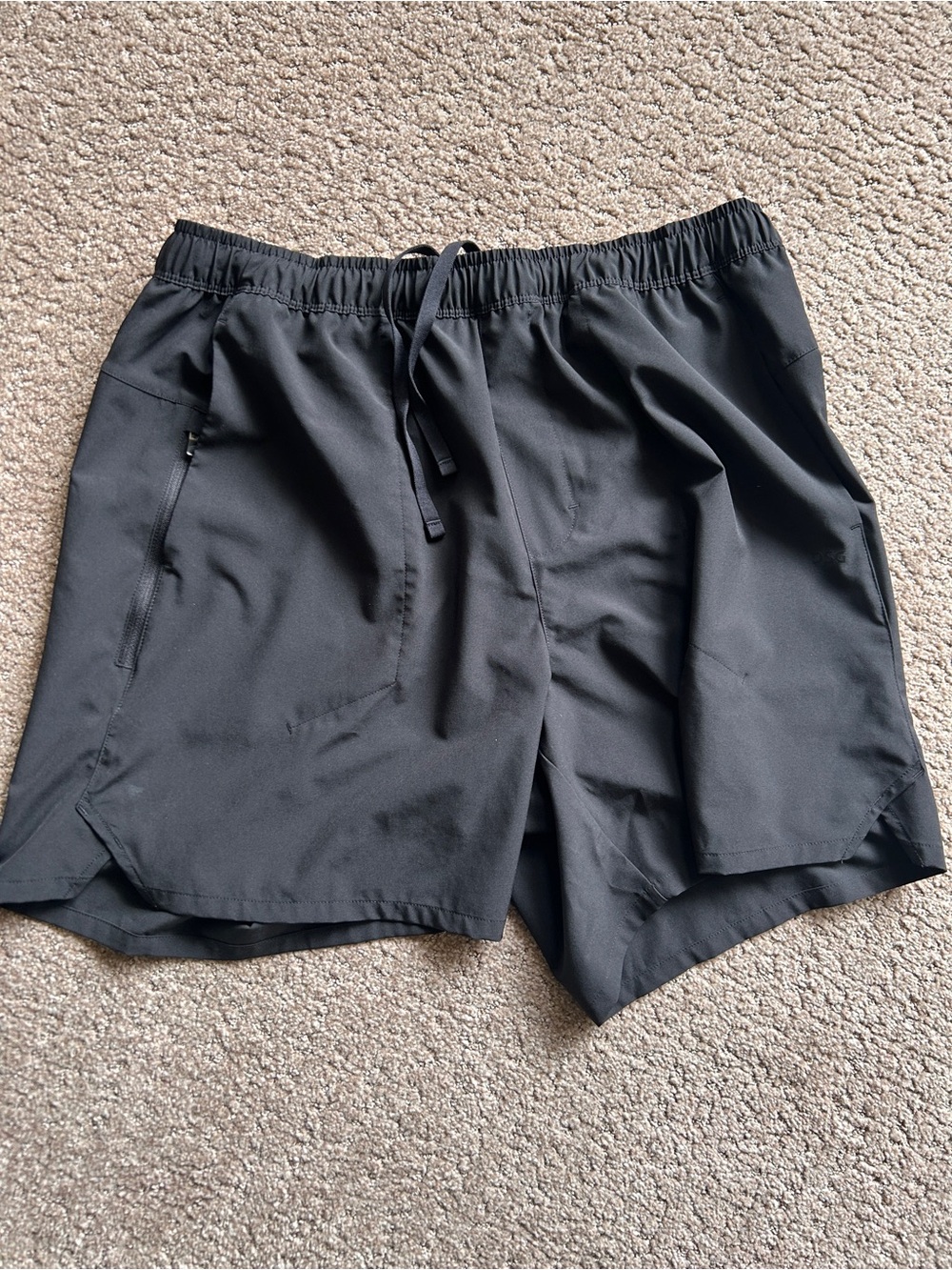 DSG Black Athletic Shorts with Elastic Waist GUC men’s size L 5” inseam